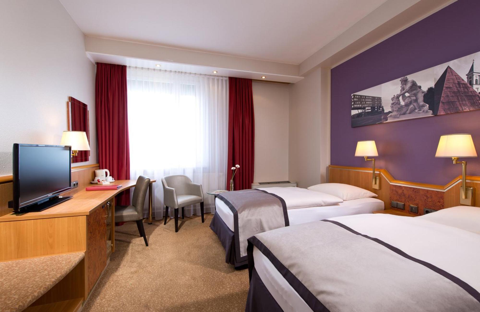Leonardo Hotel Karlsruhe Exterior photo