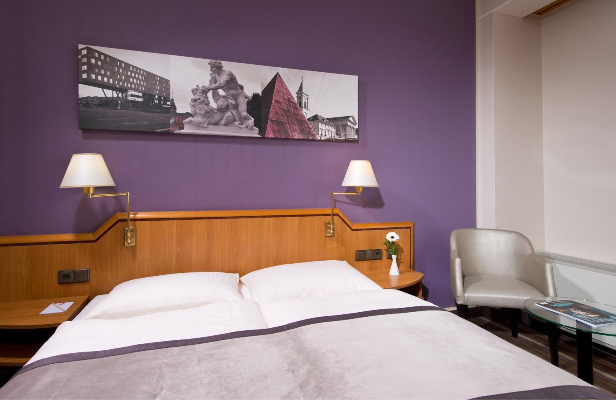 Leonardo Hotel Karlsruhe Exterior photo