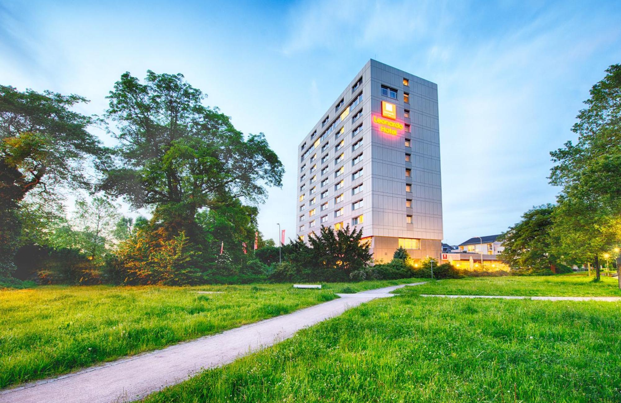 Leonardo Hotel Karlsruhe Exterior photo